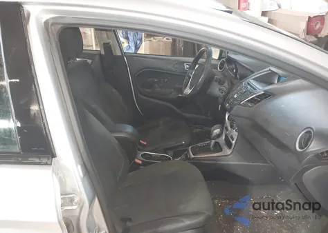 2016 Ford Fiesta Se z USA, uszkodzony, nr VIN 3FADP4EJ3GM174700